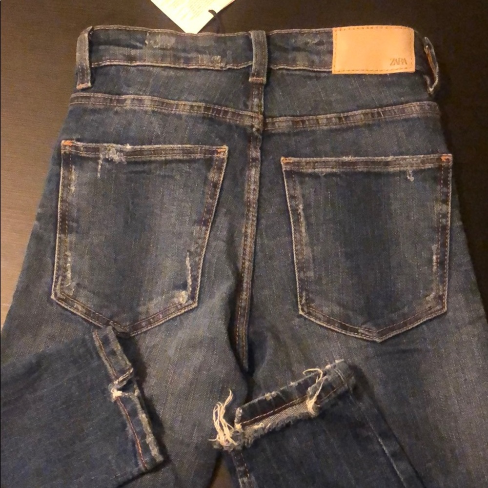 Zara - Picture 3 of 4